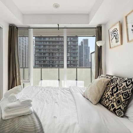 Trendy 1Bedroom Downtown Toronto Condo מראה חיצוני תמונה